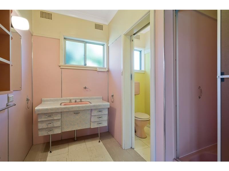 4 Hill St, Merimbula NSW 2548