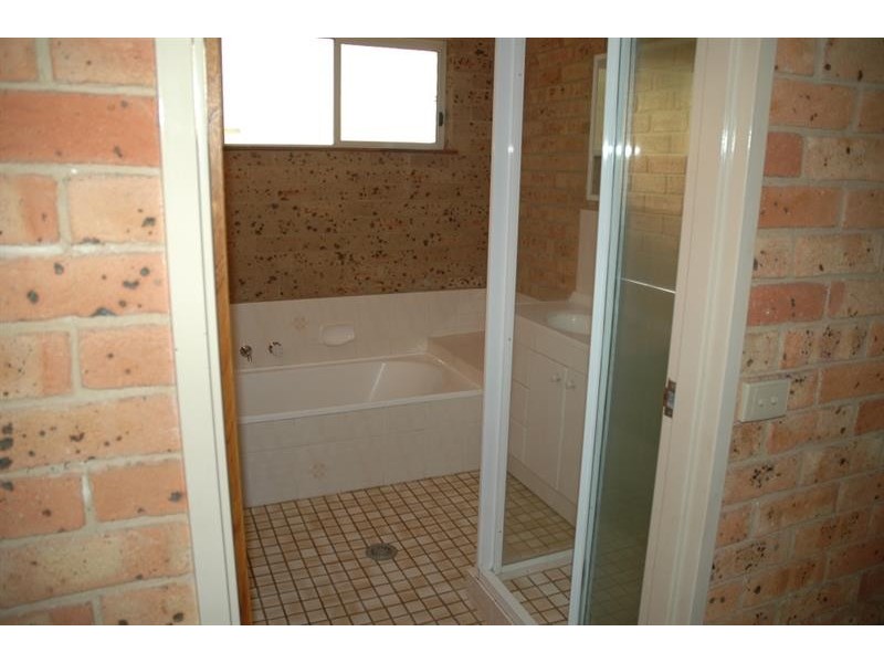 16 Pitt  St, Pambula NSW 2549