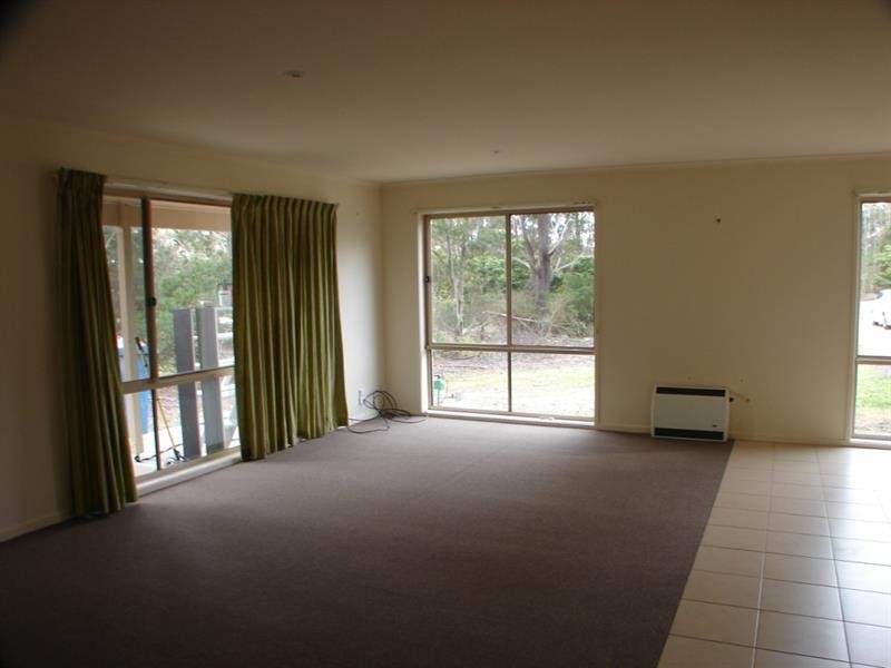 190 Arthur Kaine Dr, Pambula NSW 2549