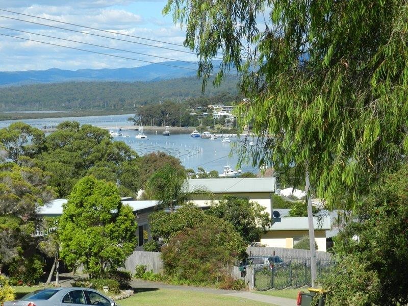 53 Lakeview Ave, Merimbula NSW 2548