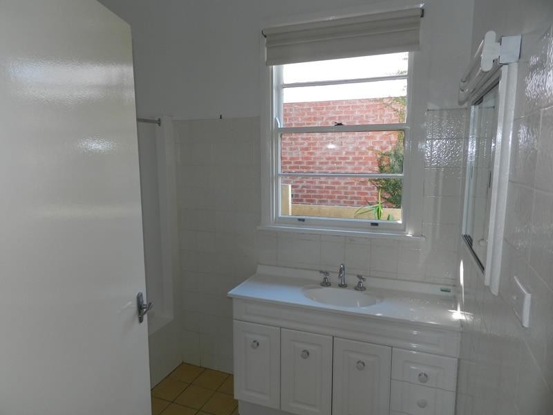 53 Lakeview Ave, Merimbula NSW 2548