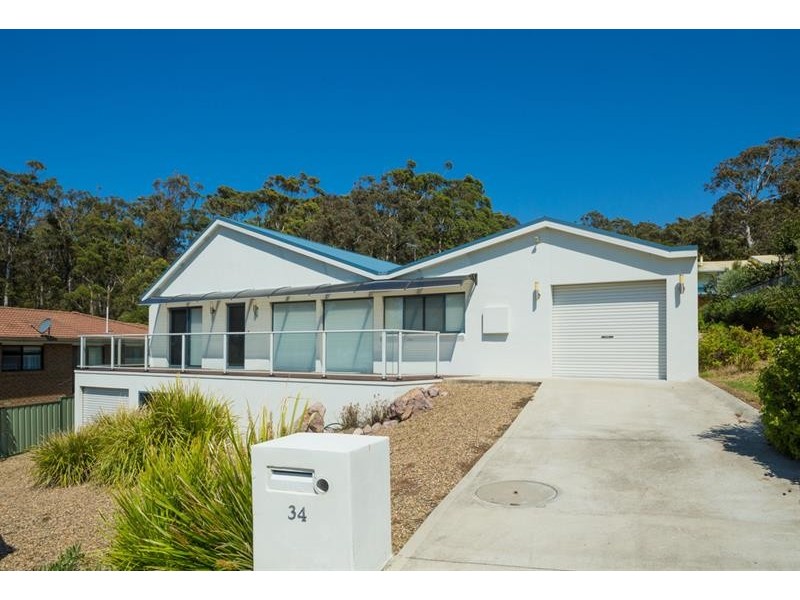 34 Jinjera Pde, Pambula Beach NSW 2549