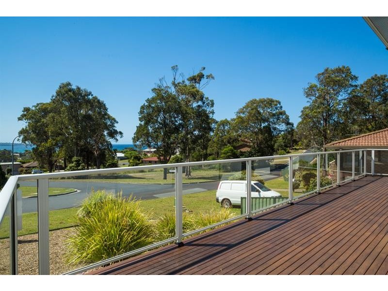 34 Jinjera Pde, Pambula Beach NSW 2549