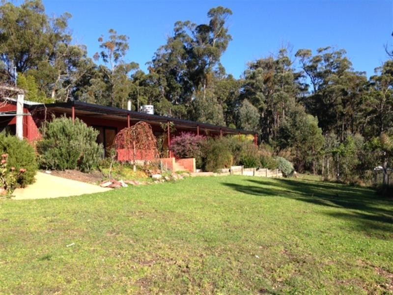 86 Wolumla Peak Rd, Lochiel NSW 2549
