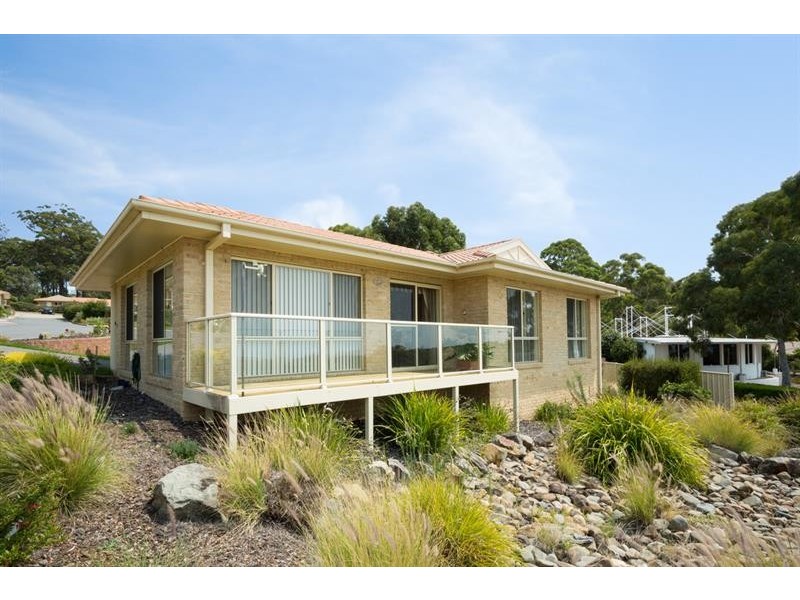 20/1B Golf  Cct, Tura Beach NSW 2548