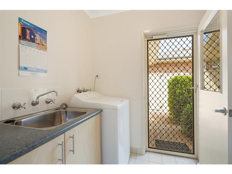 20/1B Golf  Cct, Tura Beach NSW 2548