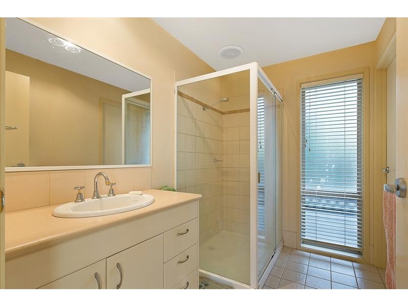 9 Tern Cl, Merimbula NSW 2548