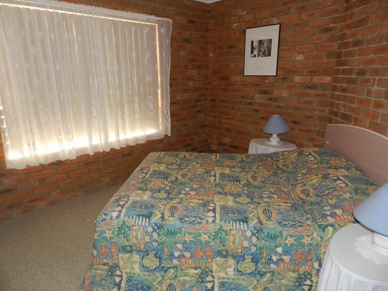 1/4 Cameron St, Merimbula NSW 2548