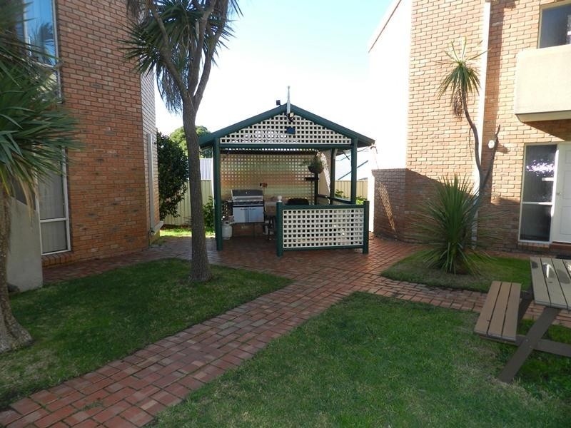 1/4 Cameron St, Merimbula NSW 2548