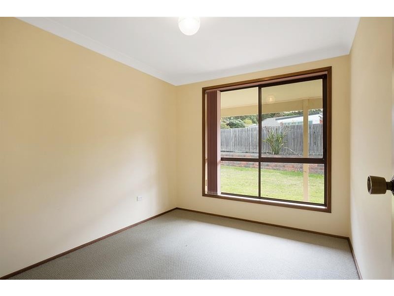18 Yarrawood Ave, Berrambool NSW 2548