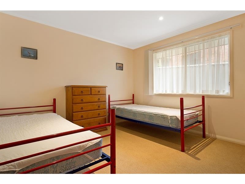 7C Surf Cir, Tura Beach NSW 2548