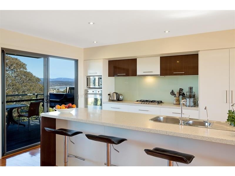 12B Lakeview Ave, Merimbula NSW 2548