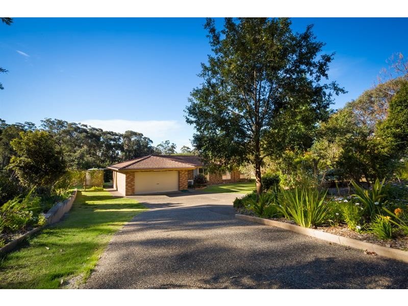 37 Golf Cct, Tura Beach NSW 2548