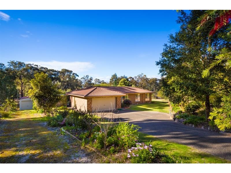37 Golf Cct, Tura Beach NSW 2548
