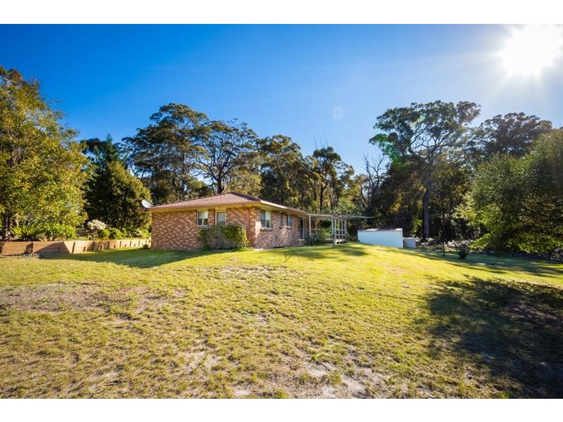 37 Golf Cct, Tura Beach NSW 2548