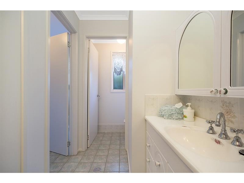 37 Golf Cct, Tura Beach NSW 2548