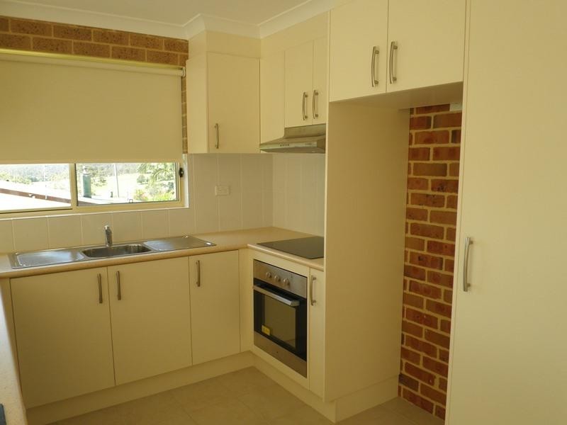 2/18 Pitt St, South Pambula NSW 2549