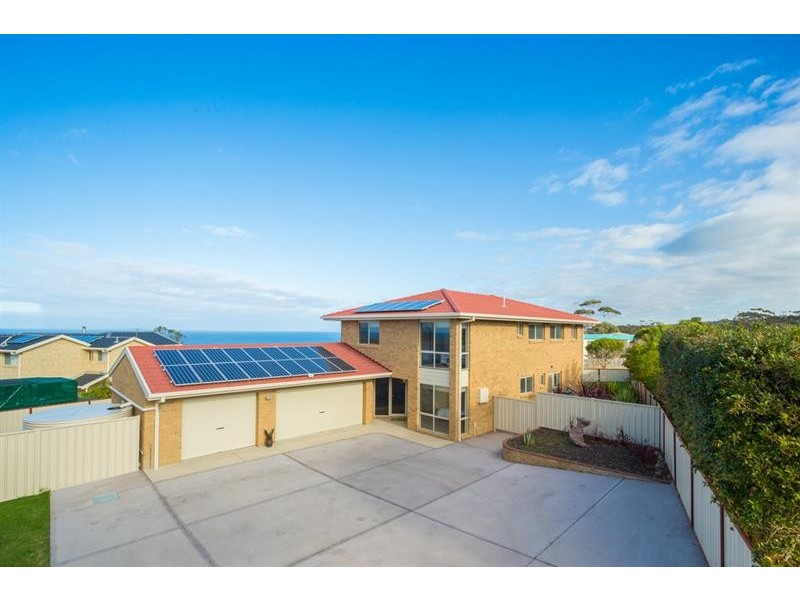 83 Headland Dr, Tura Beach NSW 2548