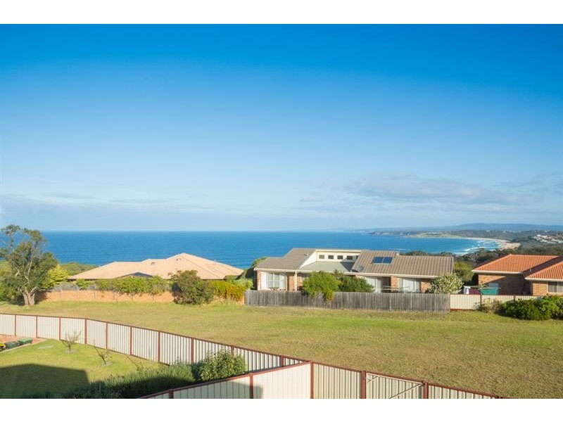 83 Headland Dr, Tura Beach NSW 2548