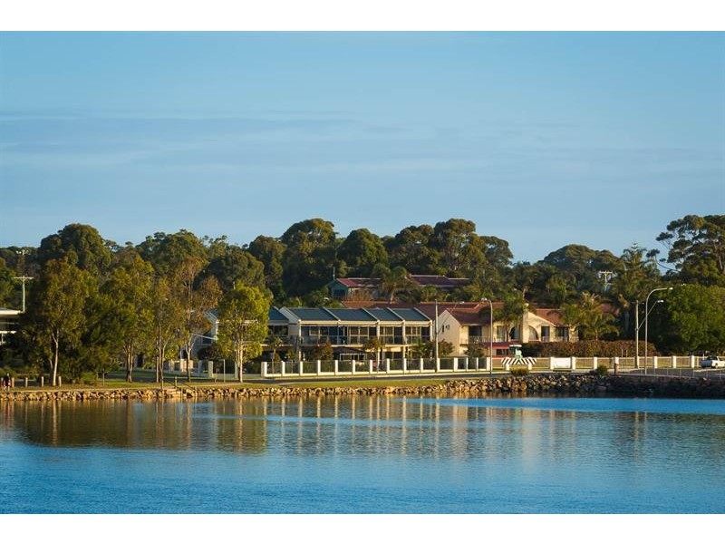 1/62 Fishpen Rd, Merimbula NSW 2548