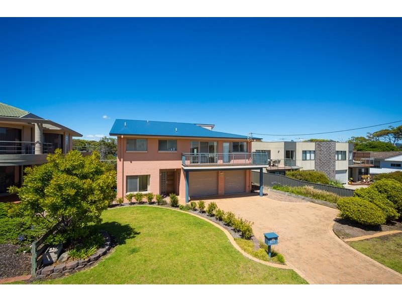10a Lakeview Ave, Merimbula NSW 2548
