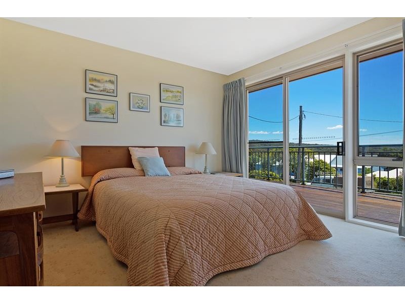 10a Lakeview Ave, Merimbula NSW 2548