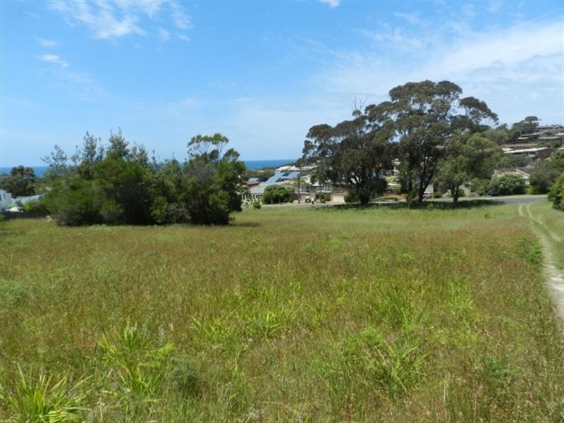 121 Tura Beach Dr, Tura Beach NSW 2548