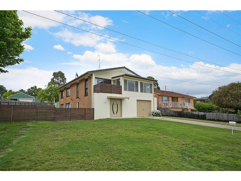 27 Kowara Cres, Merimbula NSW 2548