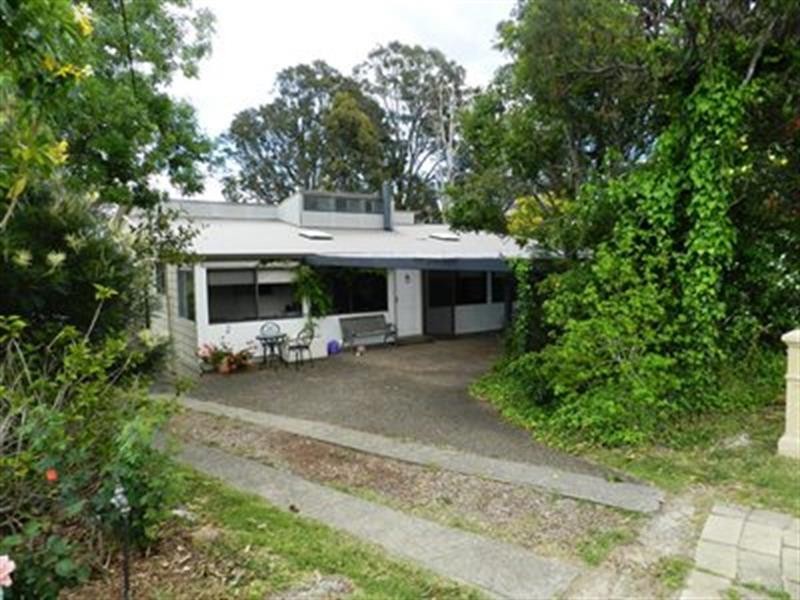 2 Monaro  St, Pambula NSW 2549