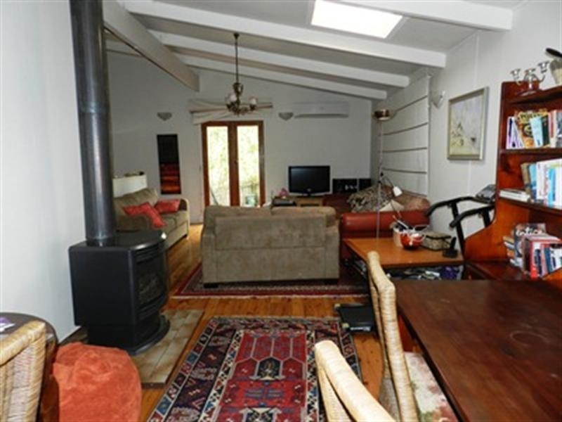 2 Monaro  St, Pambula NSW 2549