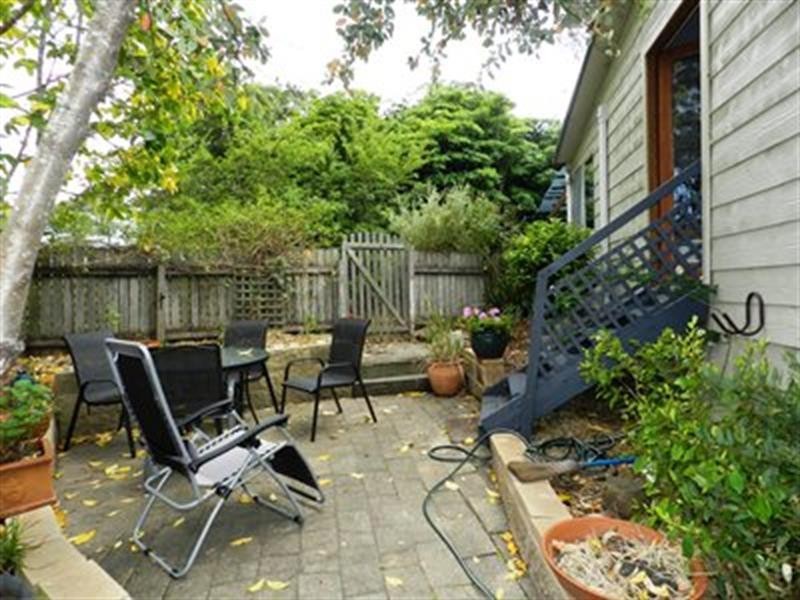 2 Monaro  St, Pambula NSW 2549