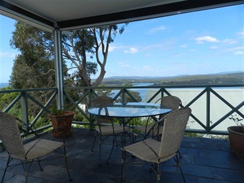 17 Imlay St, Merimbula NSW 2548