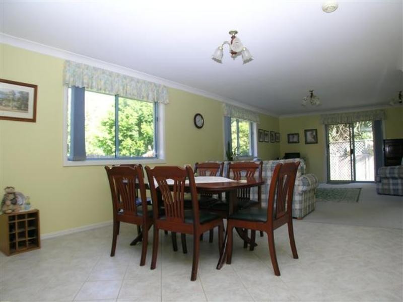 2/49 Tall Timbers Rd, Wamberal NSW 2260