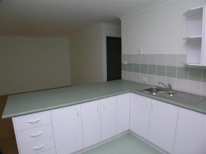 3/1 Aurora Pl, Bateau Bay NSW 2261