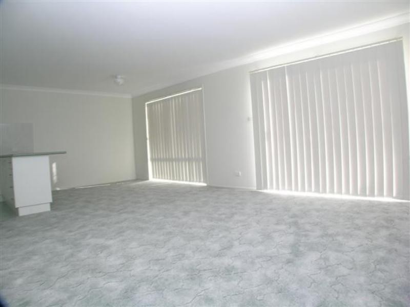 3/27 Aurora Pl, Bateau Bay NSW 2261
