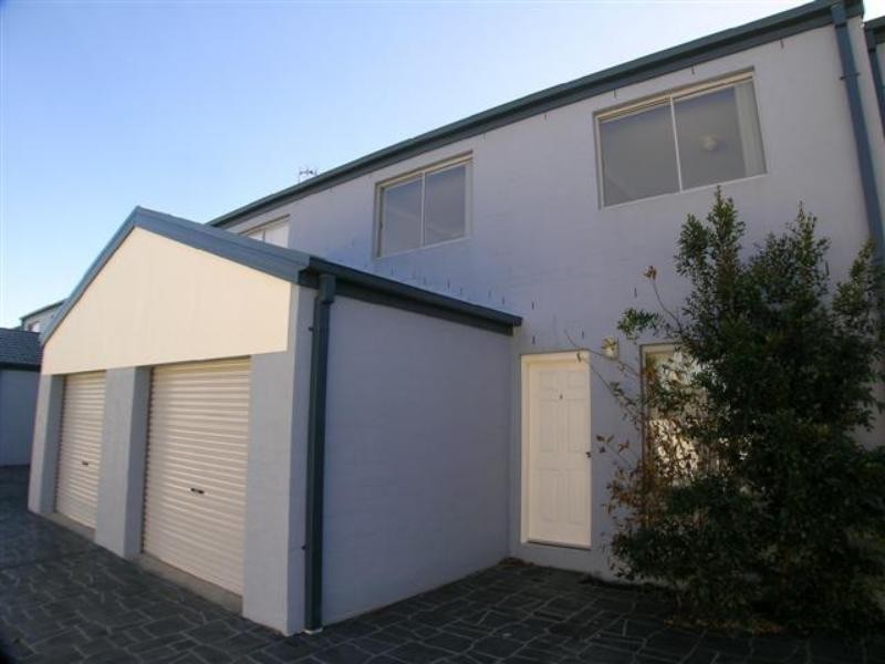 6/27 Aurora Pl, Bateau Bay NSW 2261