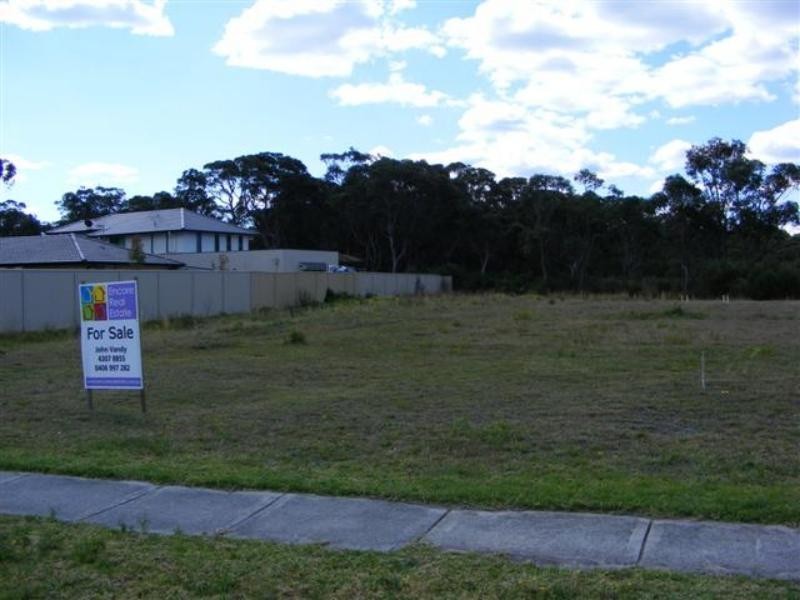 6 Birdie Beach  Dr, Lake Munmorah NSW 2259