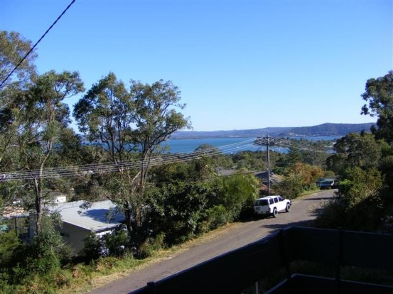 42 Lushington St, East Gosford NSW 2250