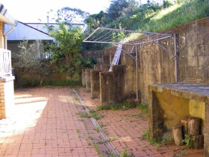 42 Lushington St, East Gosford NSW 2250