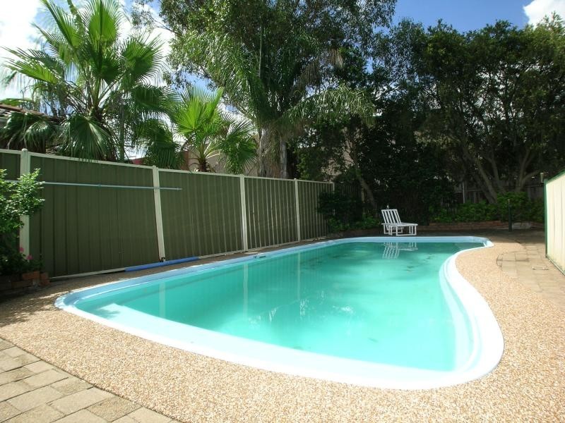 2 Lord  St, Narellan NSW 2567