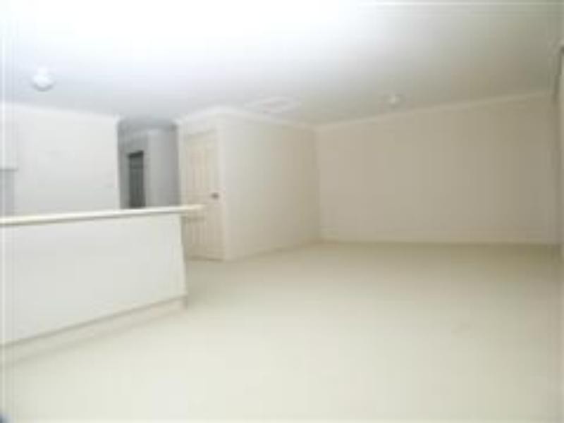 2/27 Aurora Pl, Bateau Bay NSW 2261