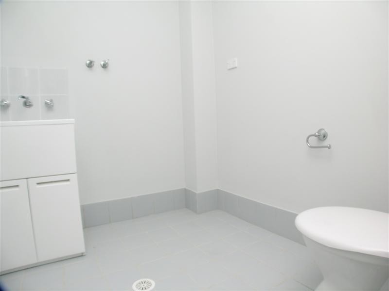 5/27 Aurora Pl, Bateau Bay NSW 2261