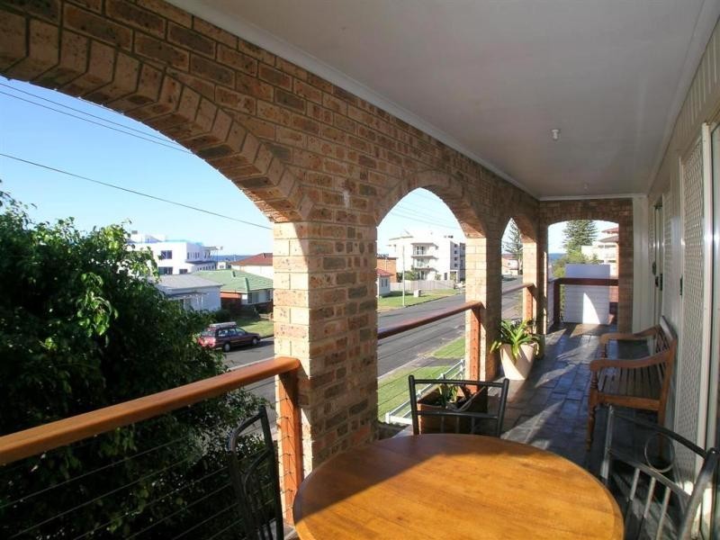 61 Boondilla Rd, Blue Bay NSW 2261