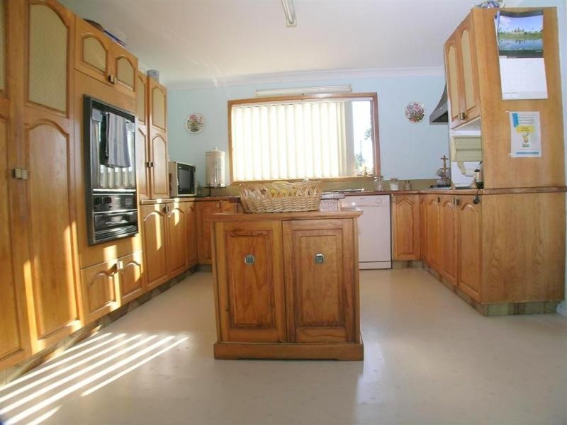 61 Boondilla Rd, Blue Bay NSW 2261