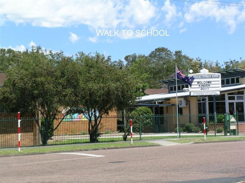 11 Howarth St, Wyong NSW 2259