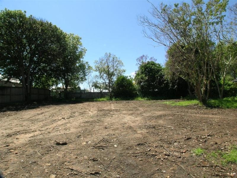 11 Howarth St, Wyong NSW 2259