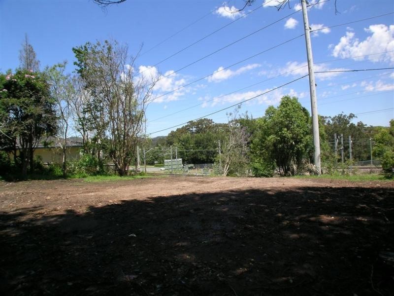 11 Howarth St, Wyong NSW 2259