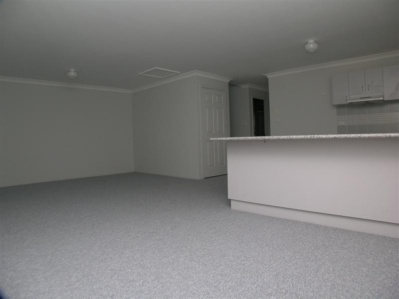 5/27 Aurora Pl, Bateau Bay NSW 2261