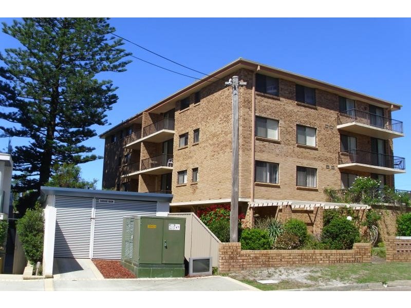 9/10 Ozone  St, The Entrance NSW 2261
