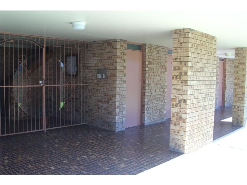 9/10 Ozone  St, The Entrance NSW 2261